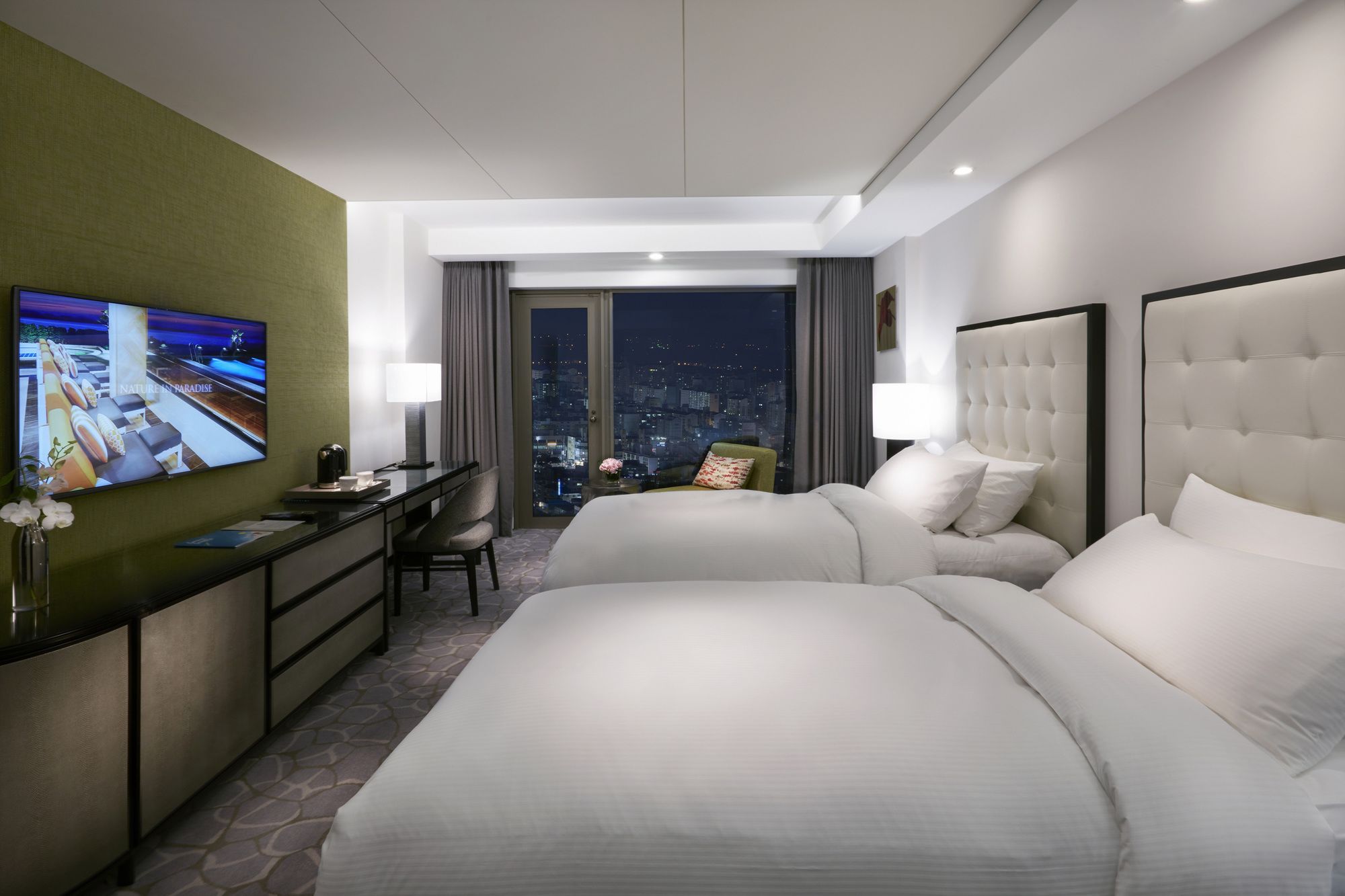 Paradise Hotel Busan