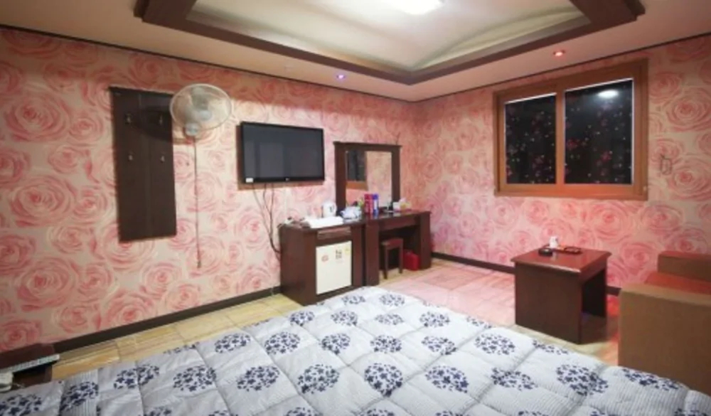Plus Motel