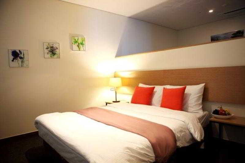 Stay 7 Centum Business