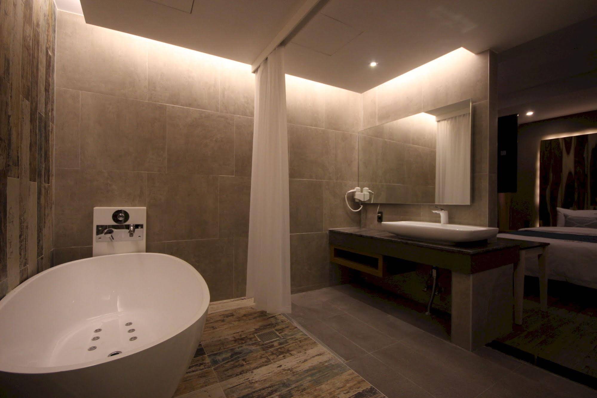 The Club Hotel Seomyeon