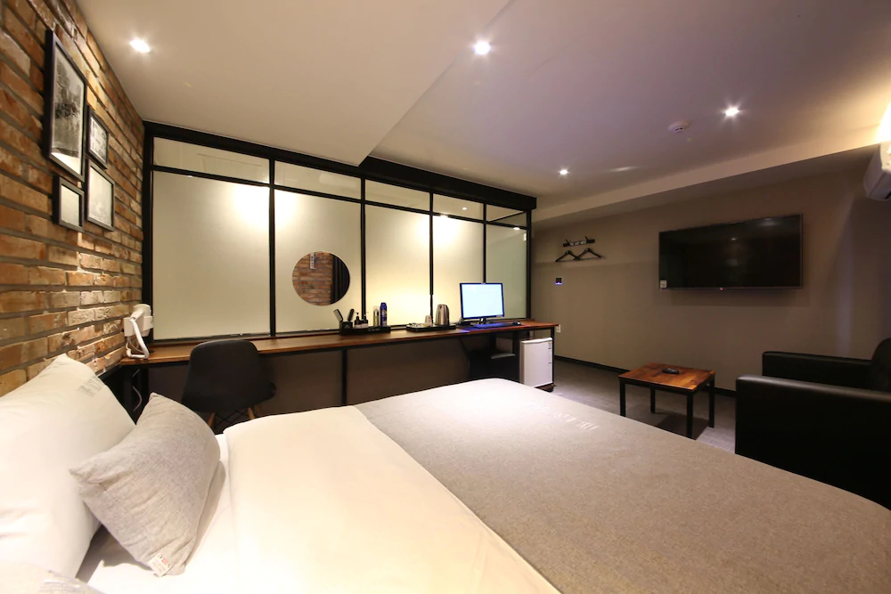 The Last Hotel