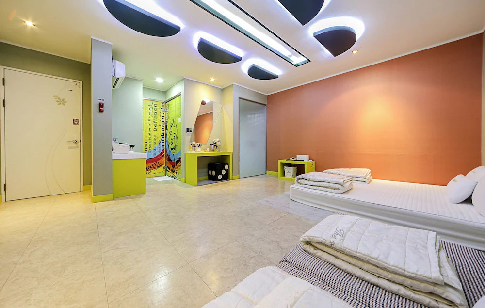 The Sharp Motel