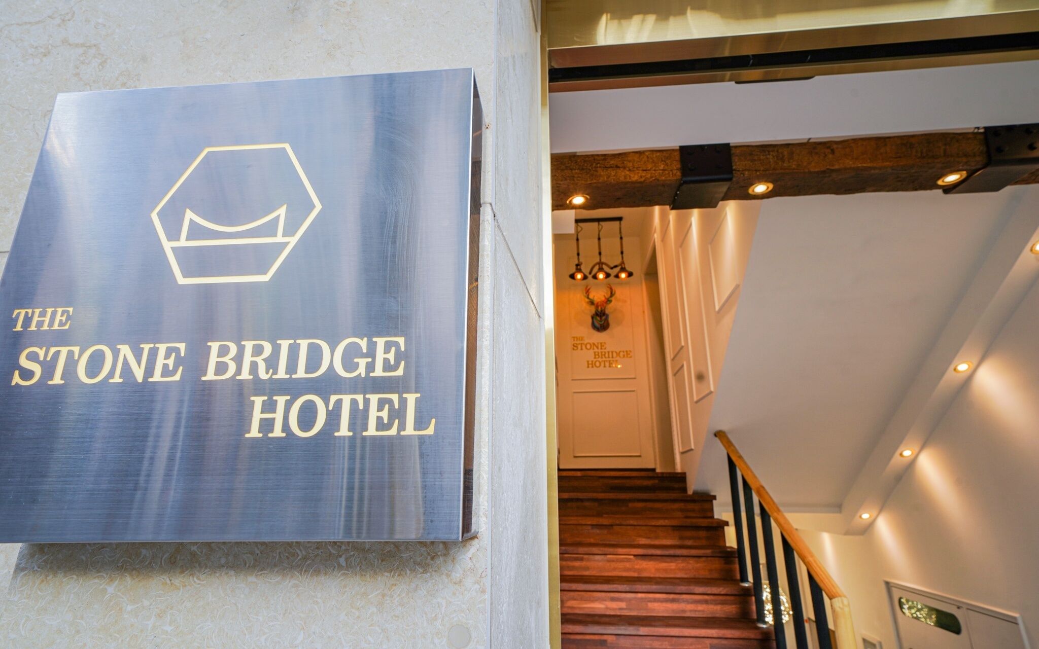 The Stone Bridge Hotel
