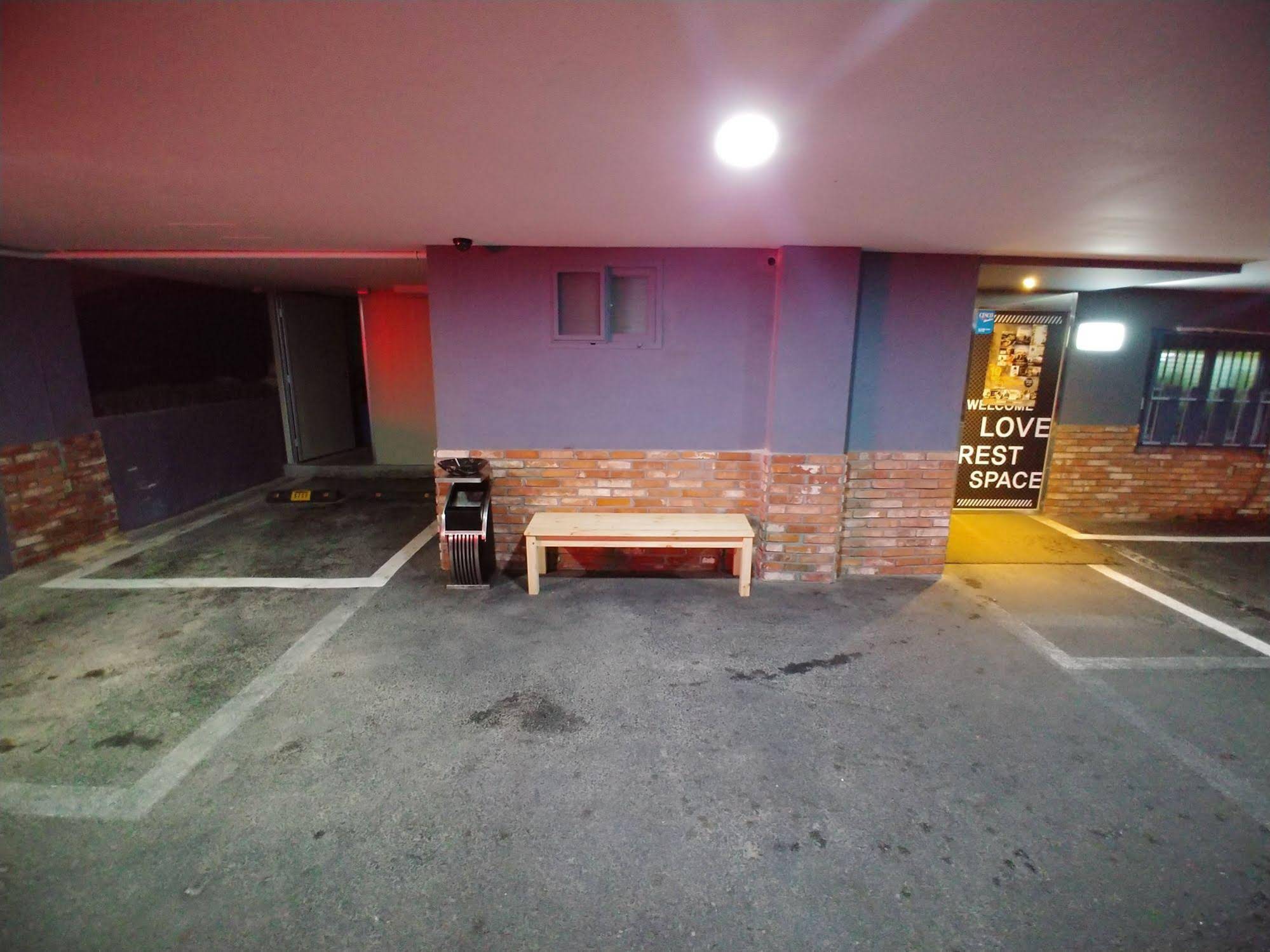 T Hotel