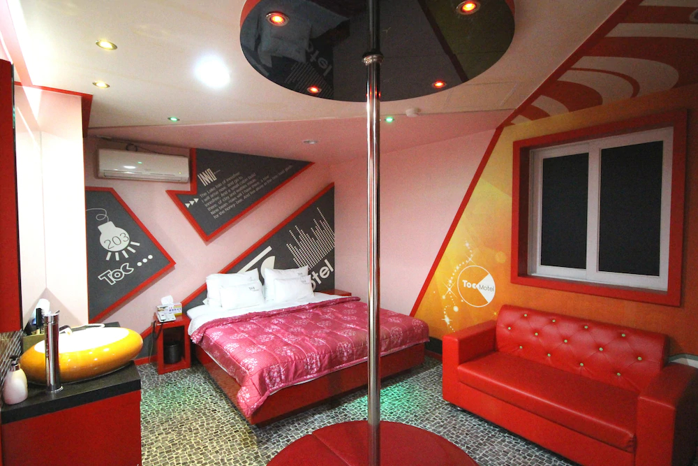 Toc Motel