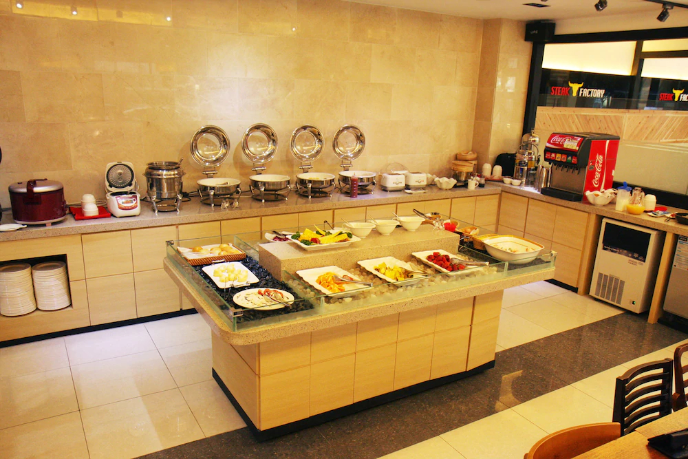 Tower Hill Hotel