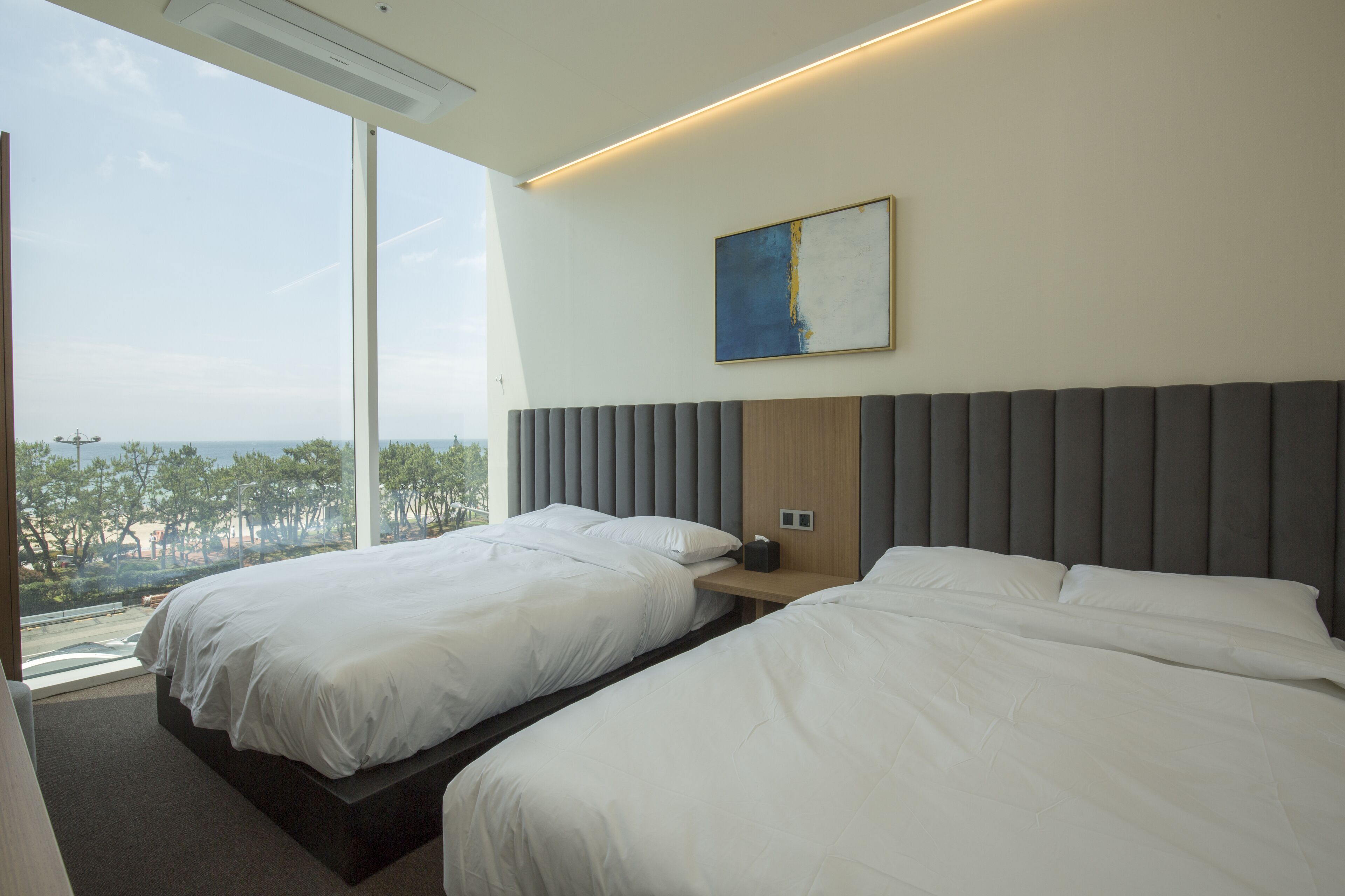 UH Suite Haeundae Harbour Town 4th Floor