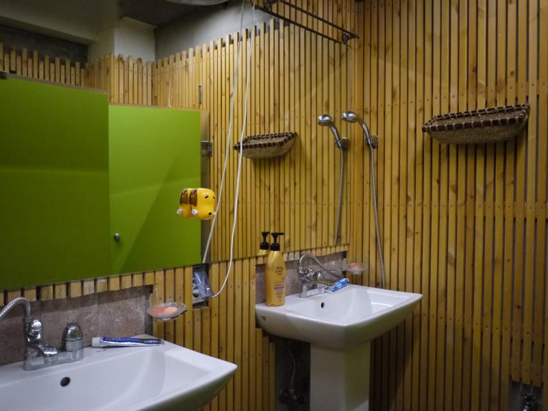 Wow Guest House Hostel