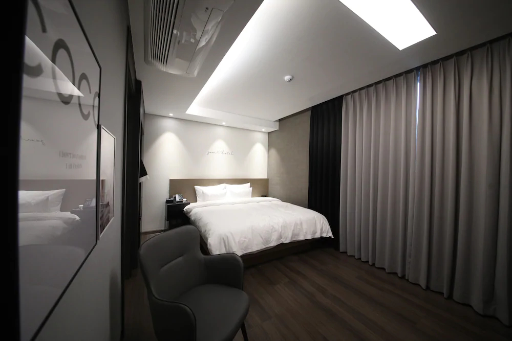 Zam 101 Hotel