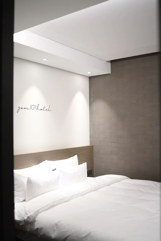 Zam 101 Hotel