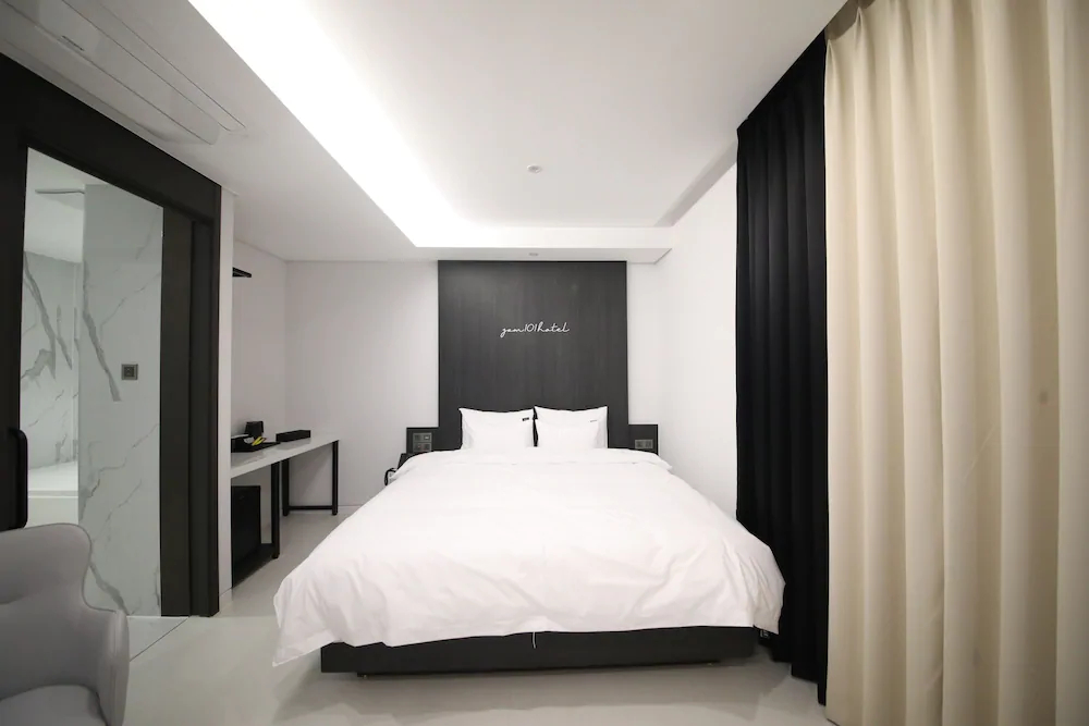 Zam 101 Hotel