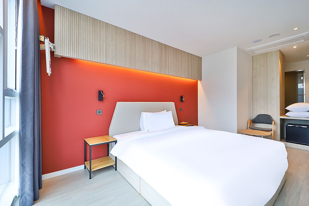 Browndot Busan Newport Signature