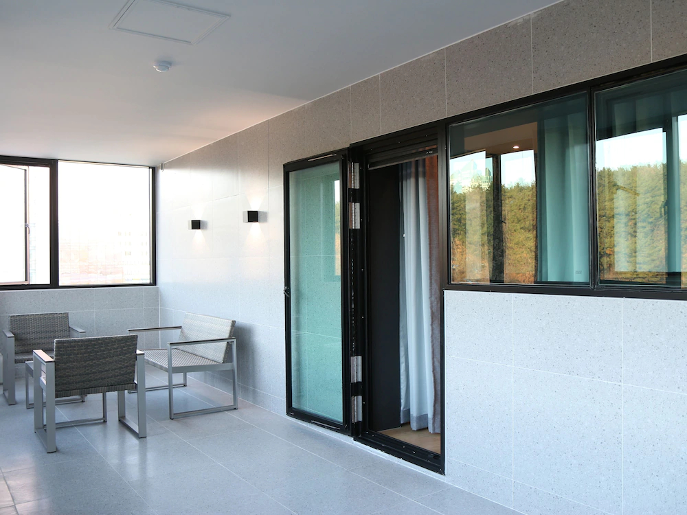 Brown Dot Hotel Palyong