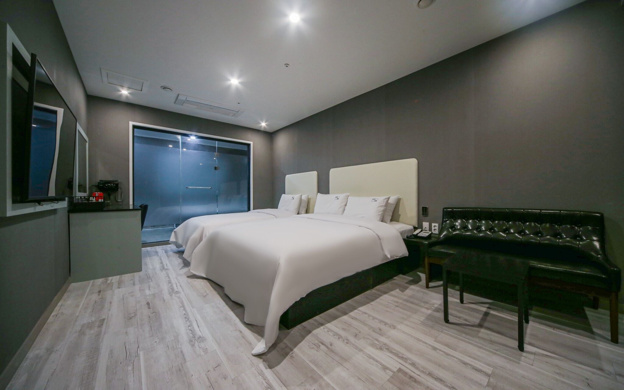 Changwon Bonggok Dong Hotel Daon