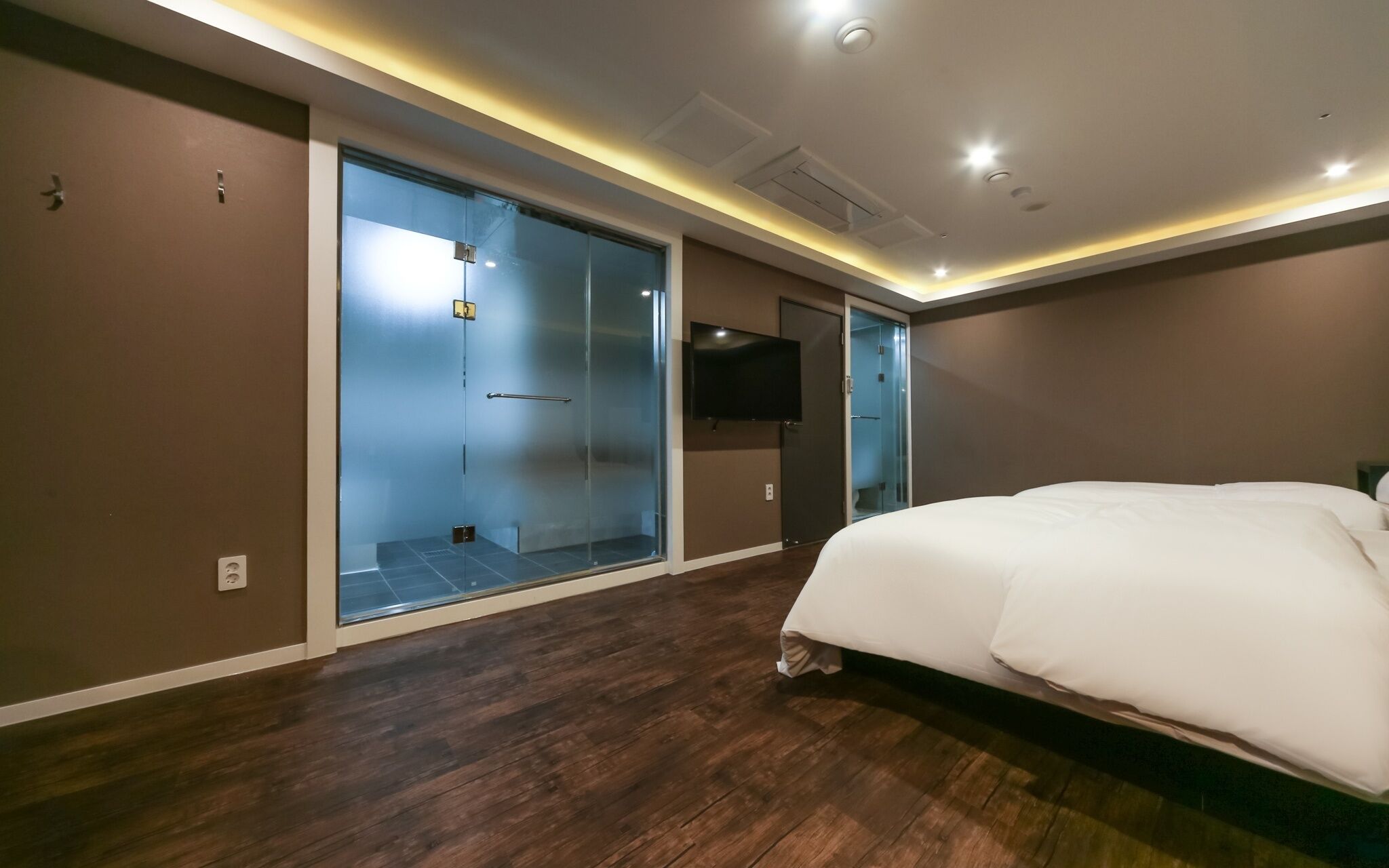 Changwon Bonggok Dong Hotel Daon