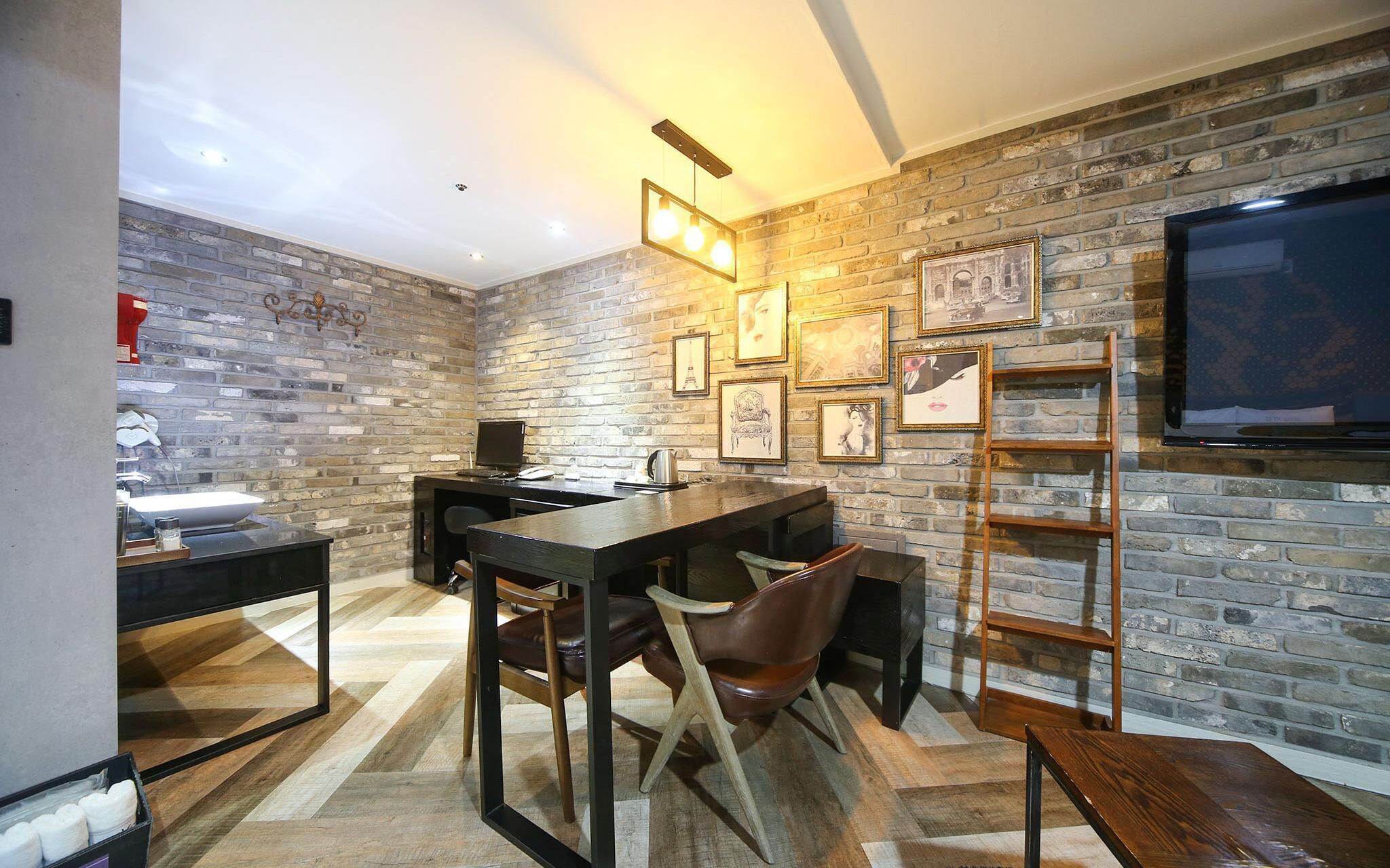 Changwon Haryeon Design Hotel