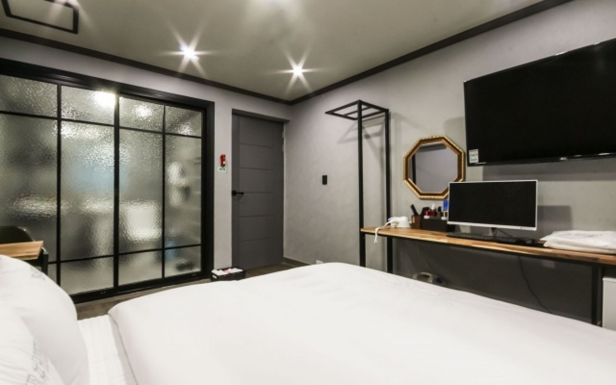 Changwon Jinhae Hotel The Syap