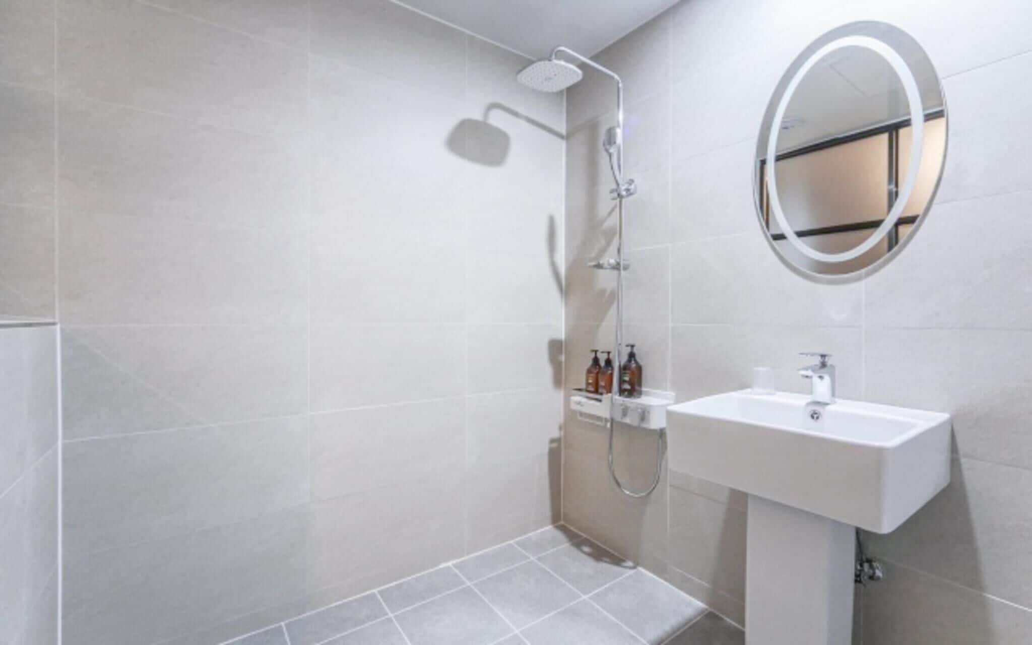 Changwon Myeongseodong Hotel Laon