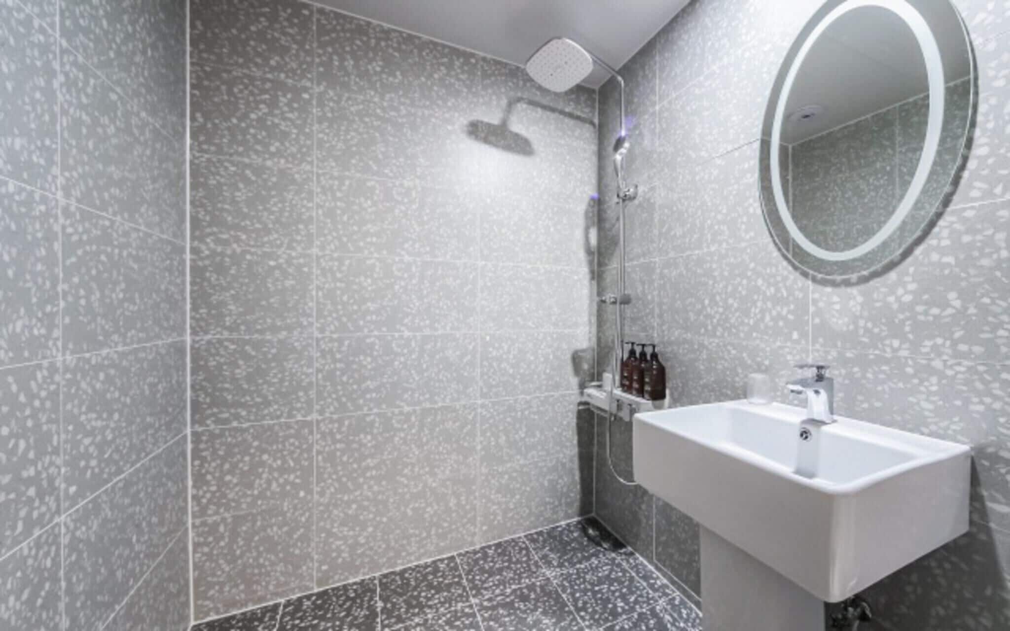 Changwon Myeongseodong Hotel Laon