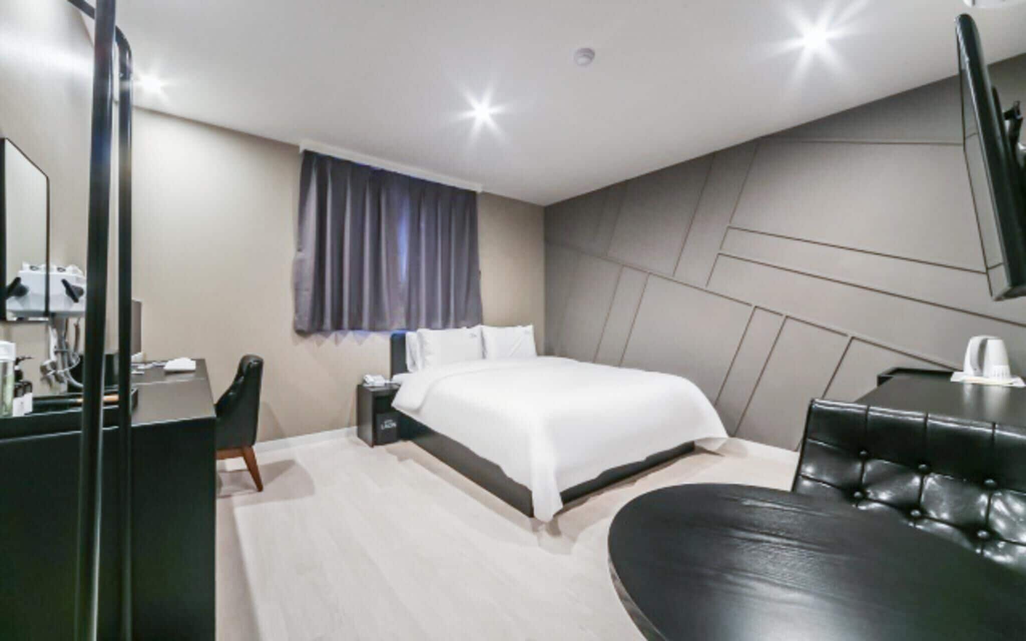 Changwon Myeongseodong Hotel Laon