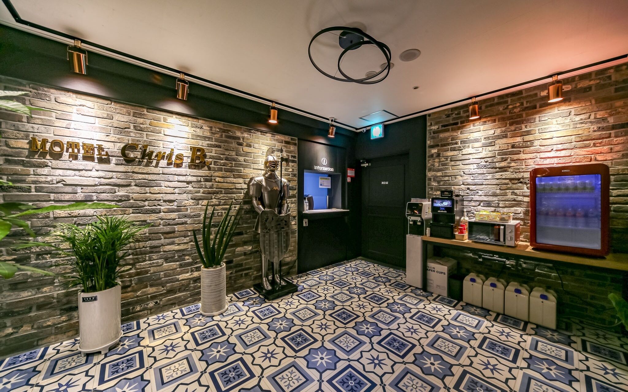 Changwon Sangnam-dong Hotel Chris B