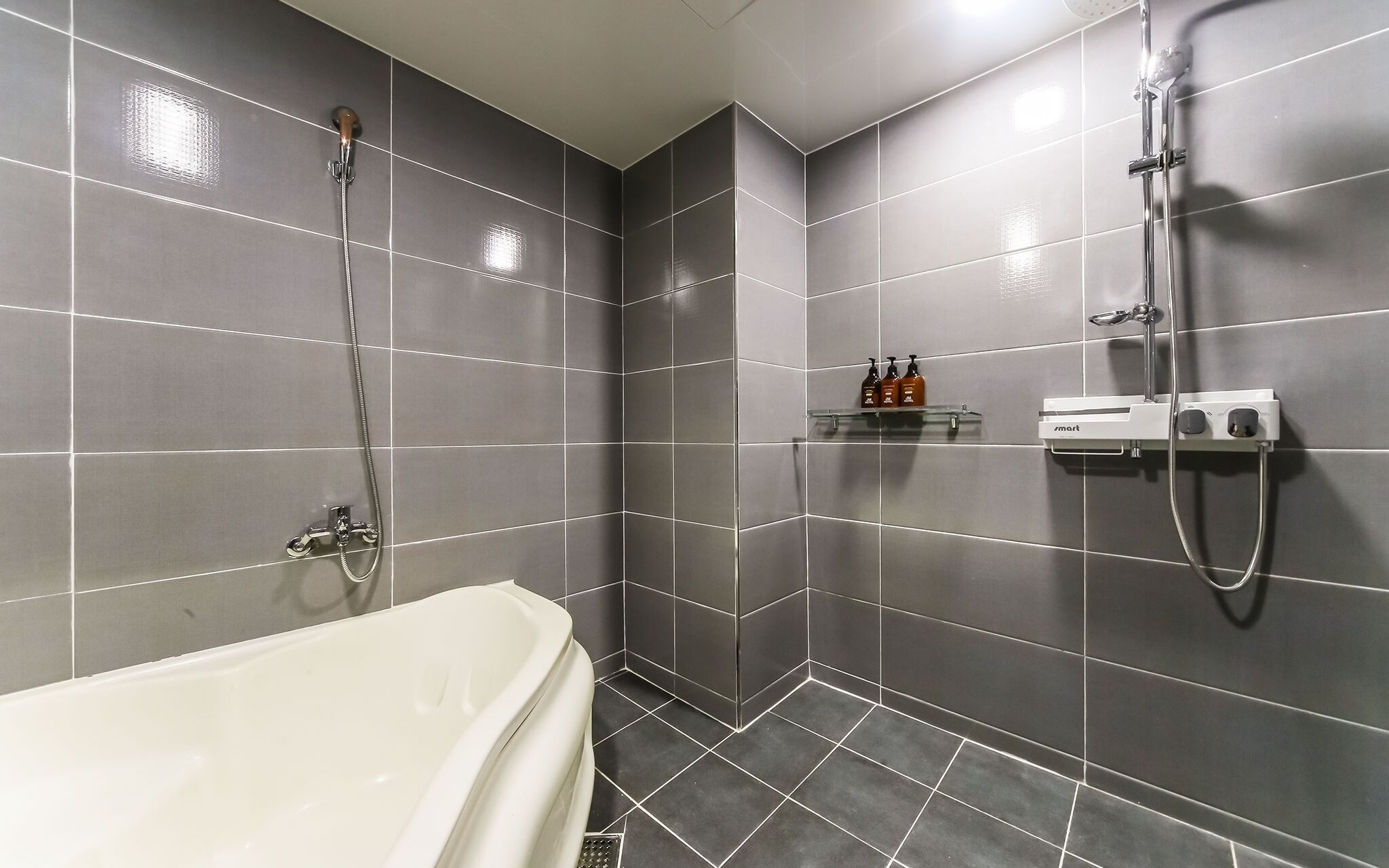 Changwon Sangnamdong Hotel JM