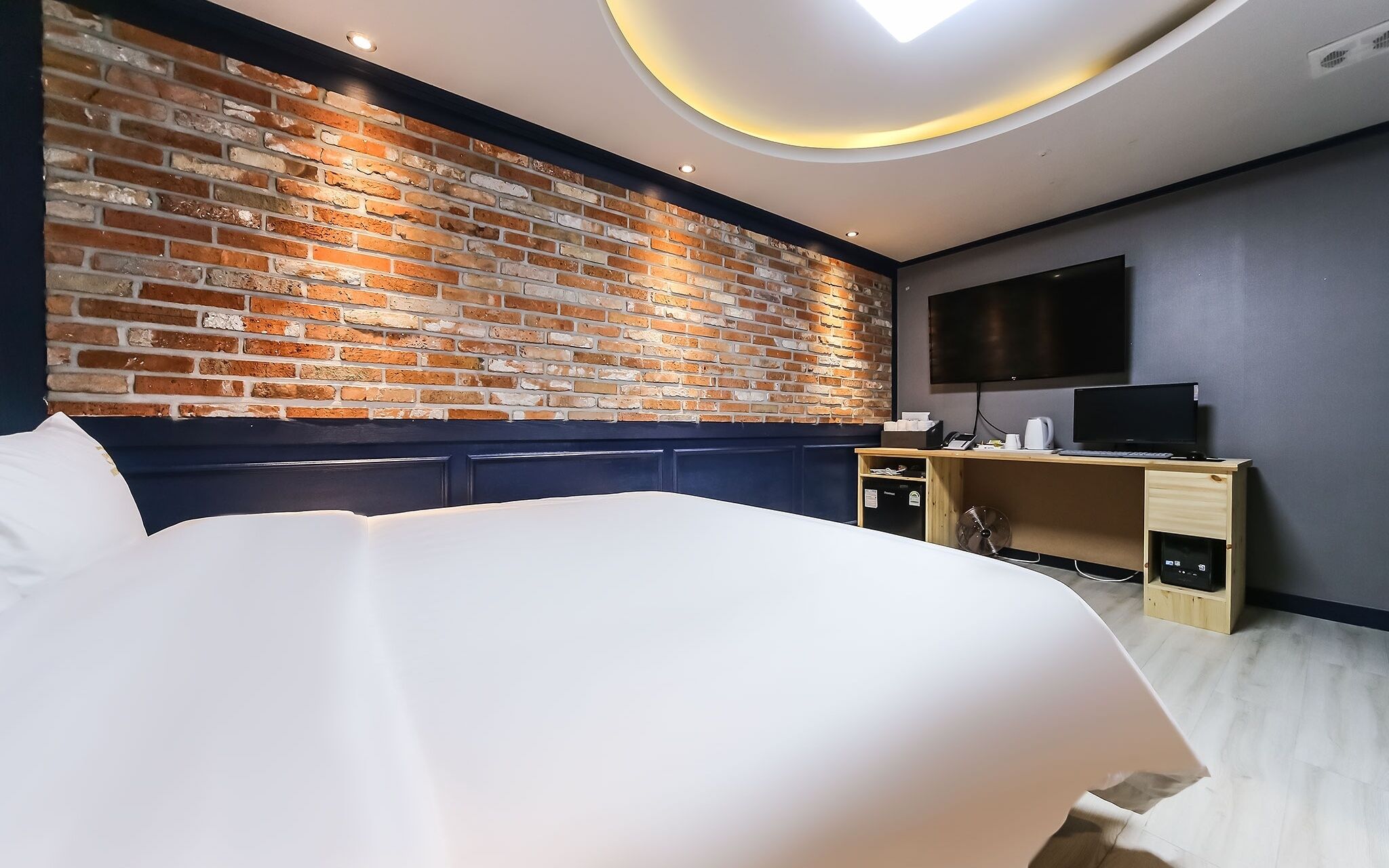Changwon Sangnamdong Hotel JM