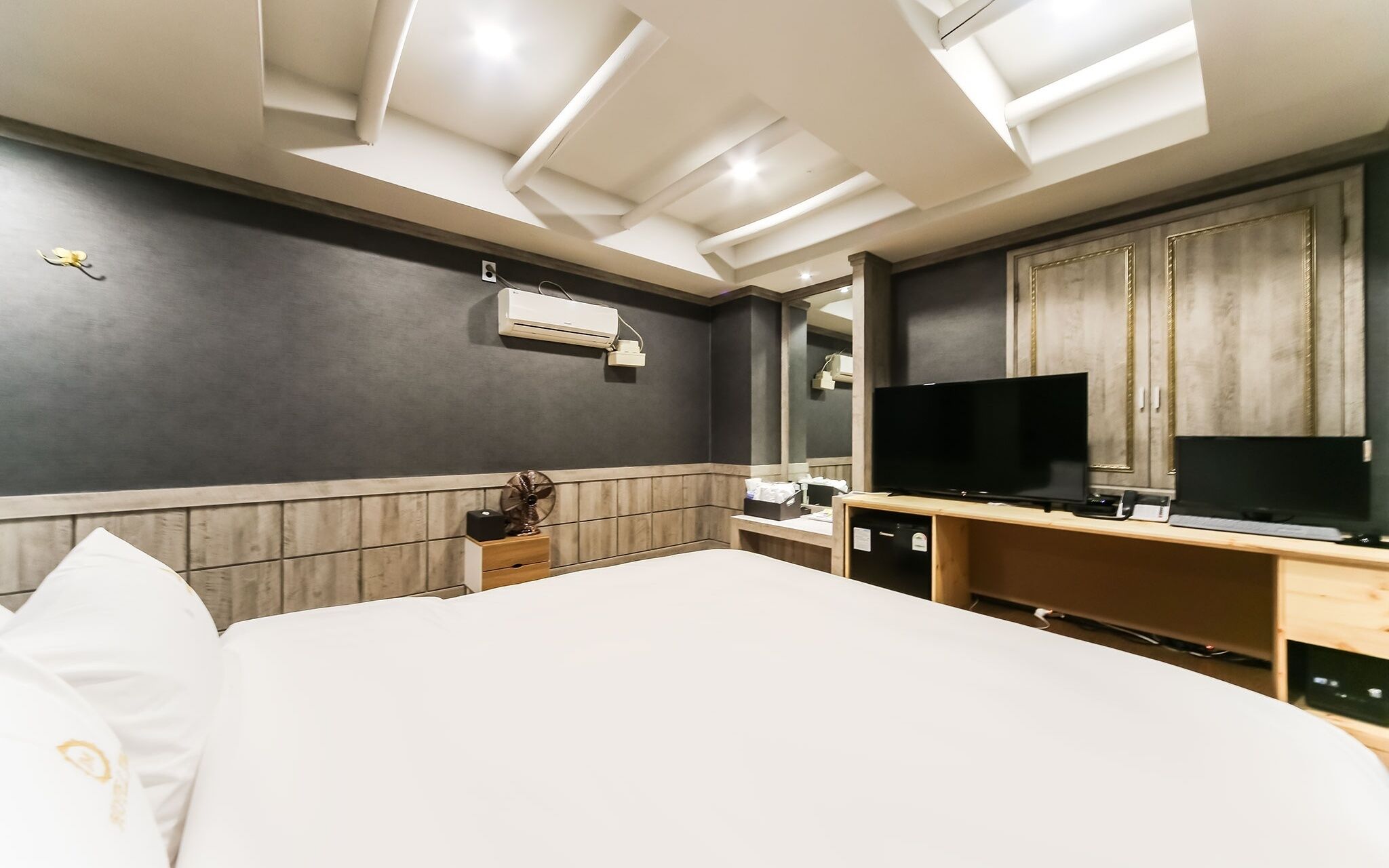 Changwon Sangnamdong Hotel JM