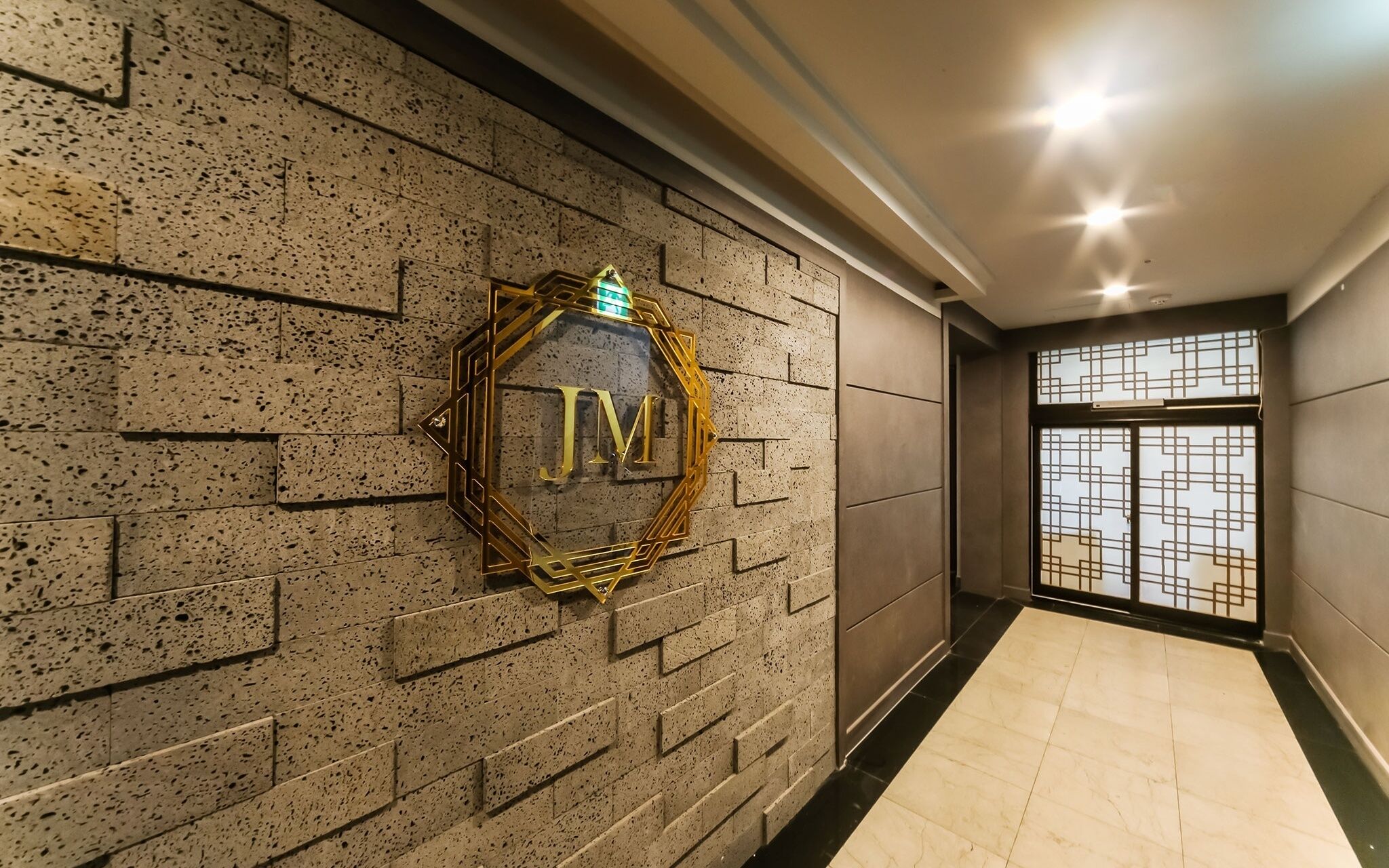 Changwon Sangnamdong Hotel JM