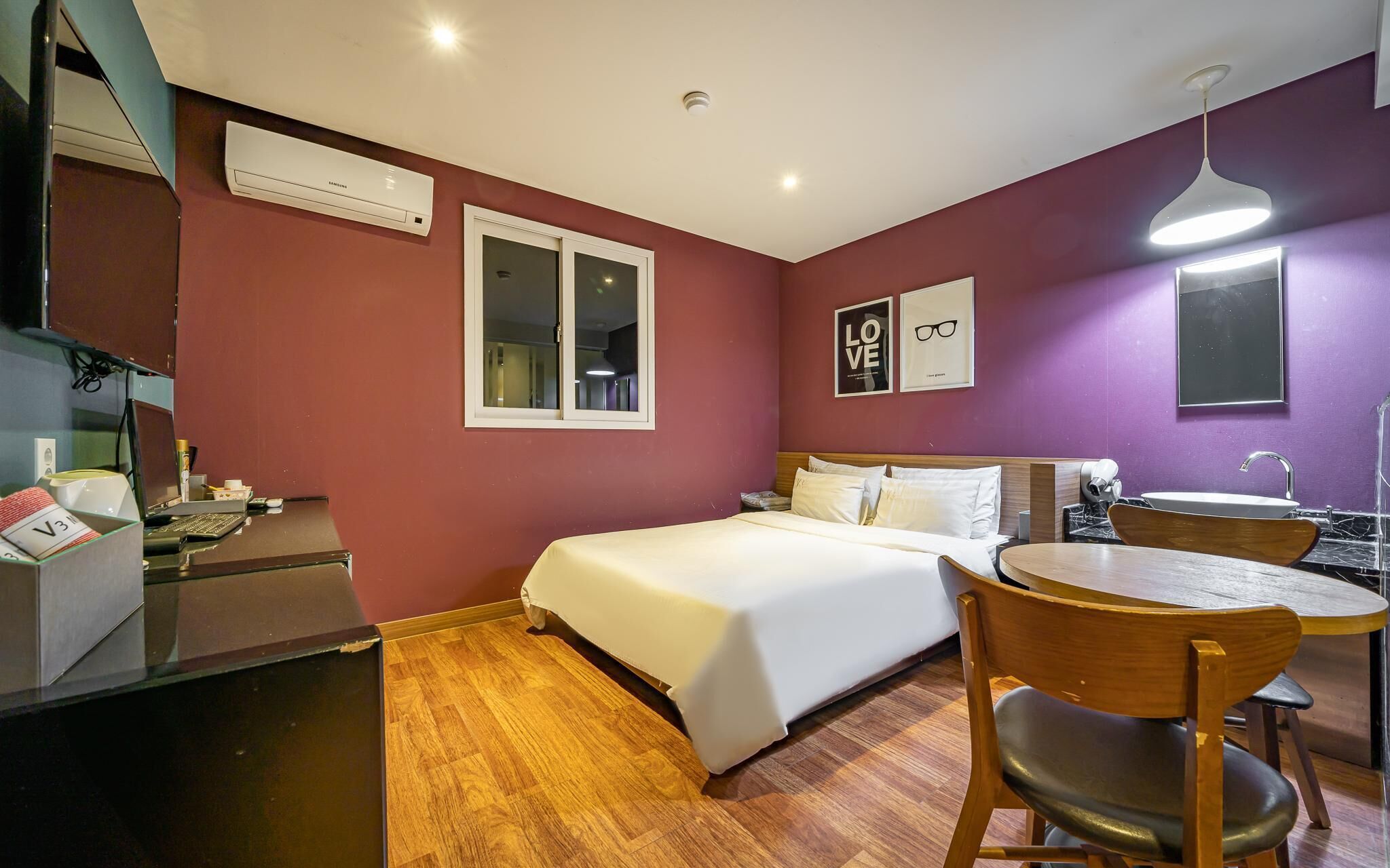 Changwon V3 Self Check-In Motel