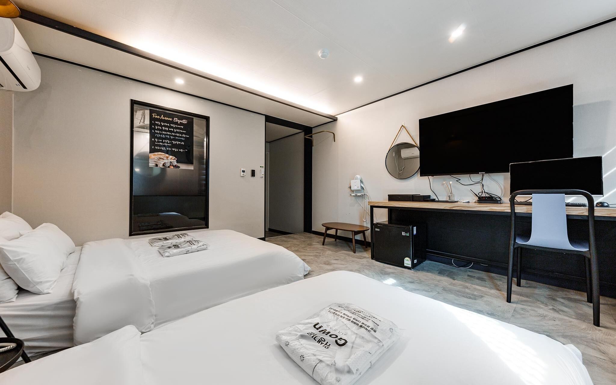Fine Avenue Hotel