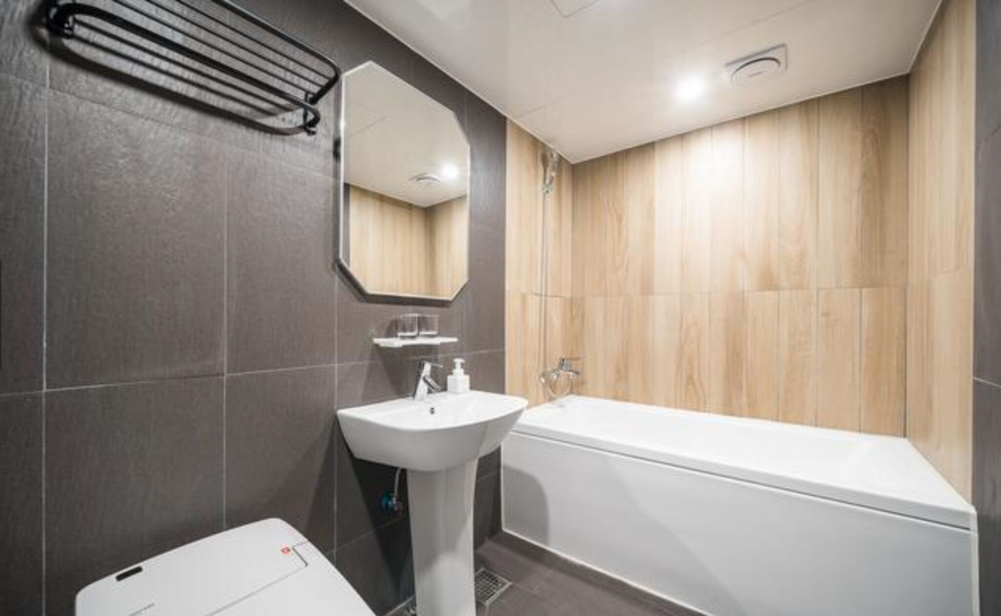 Hotel 701