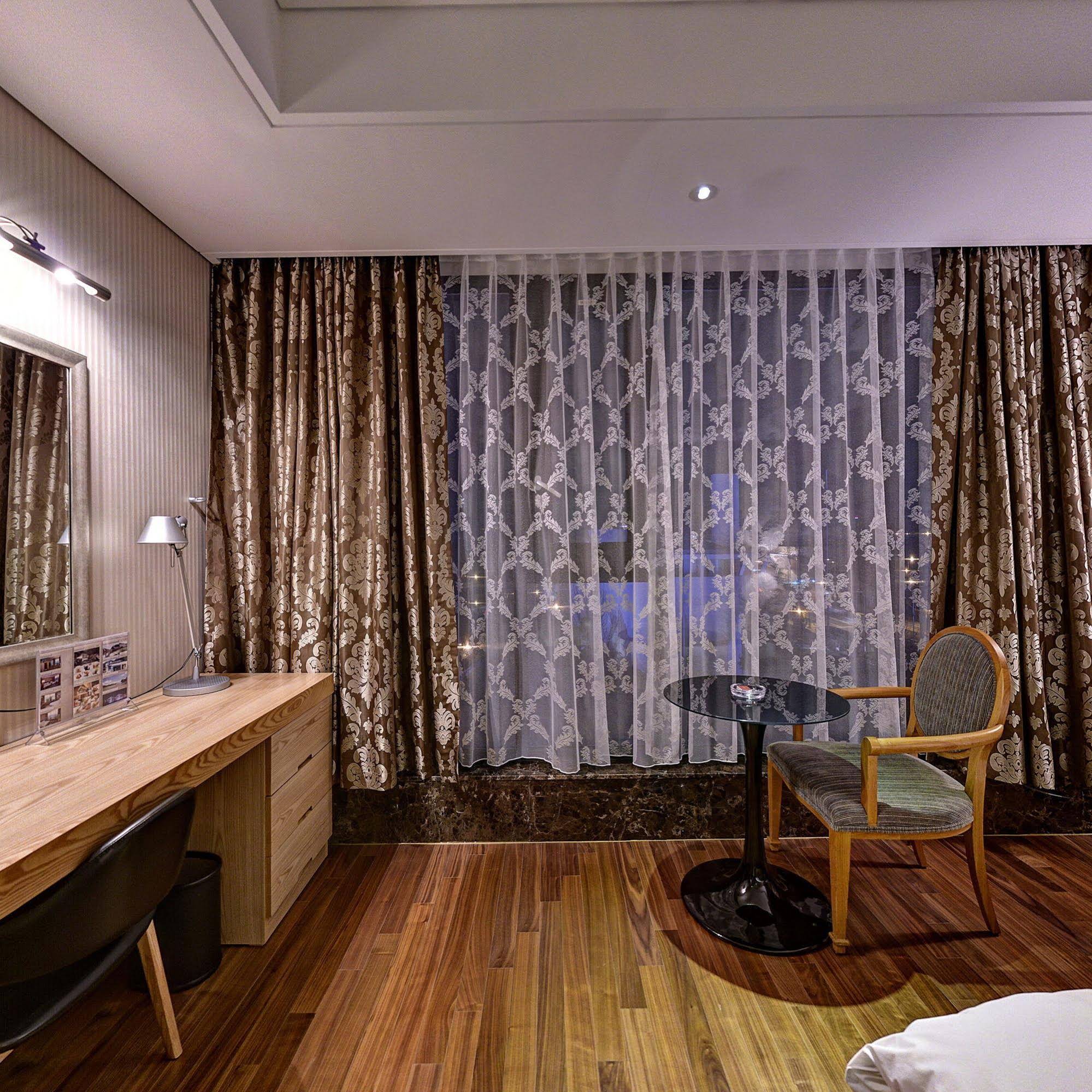 Hotel Avenue