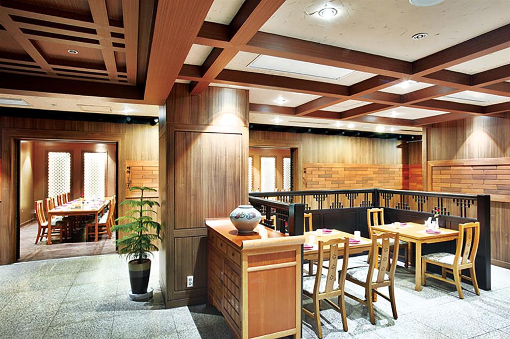 Hotel International