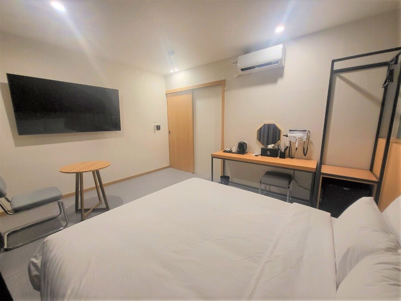 Hotel Leo