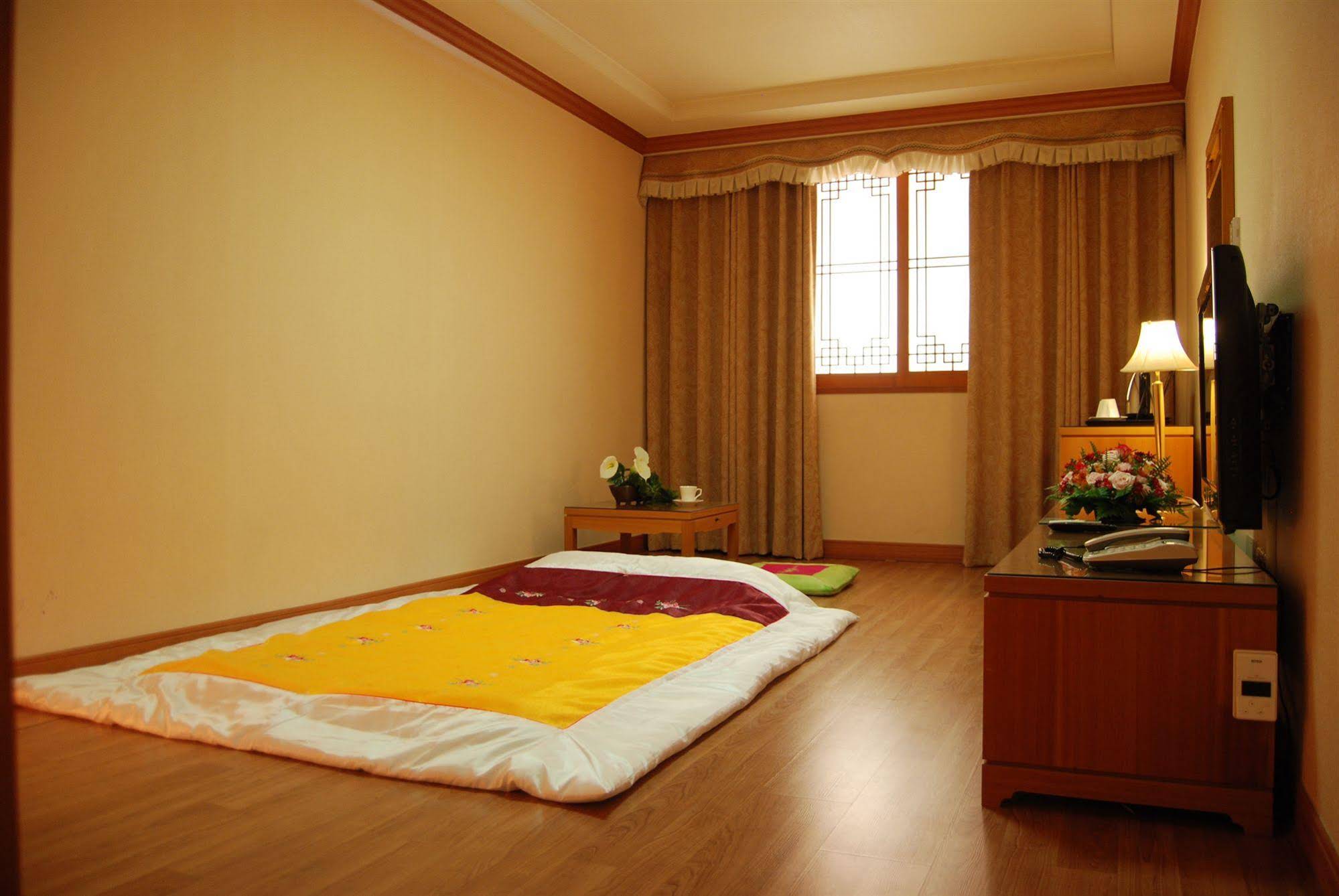 Masan Arirang Tourist Hotel
