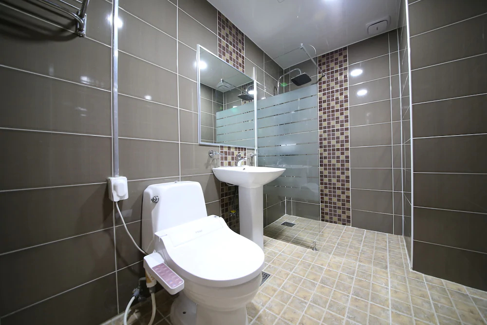 Brown Dot Hotel Cheonan