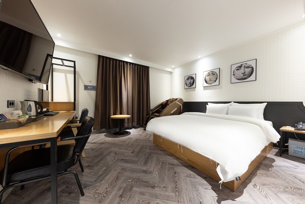 Brown Dot Hotel Cheonan