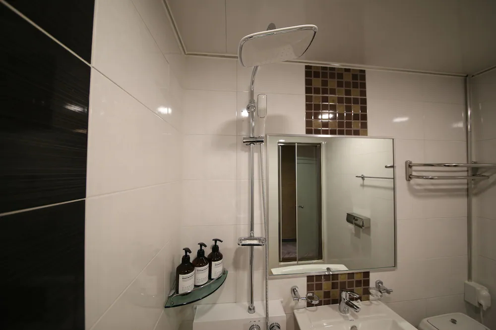 Brown Dot Hotel Cheonan