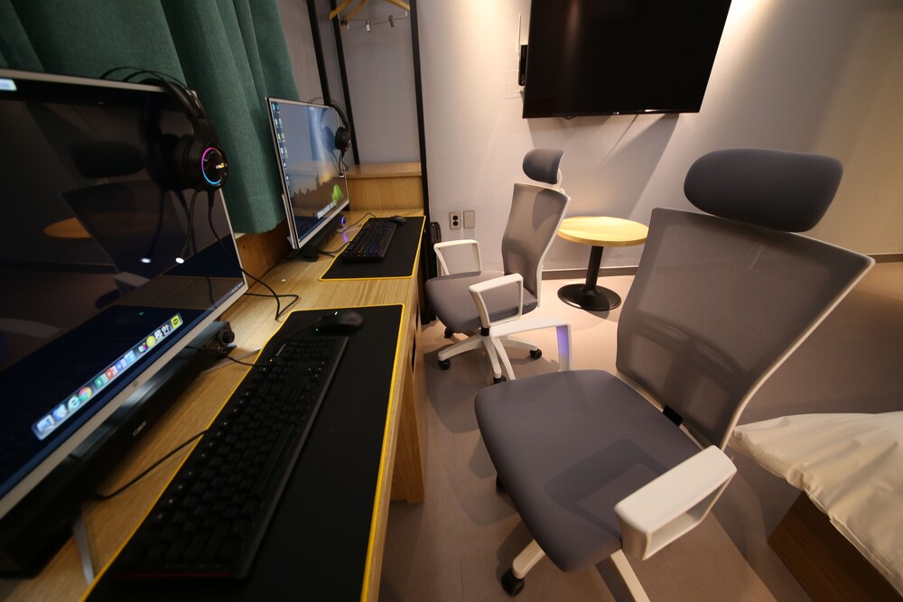 Brown Dot Hotel Cheonan