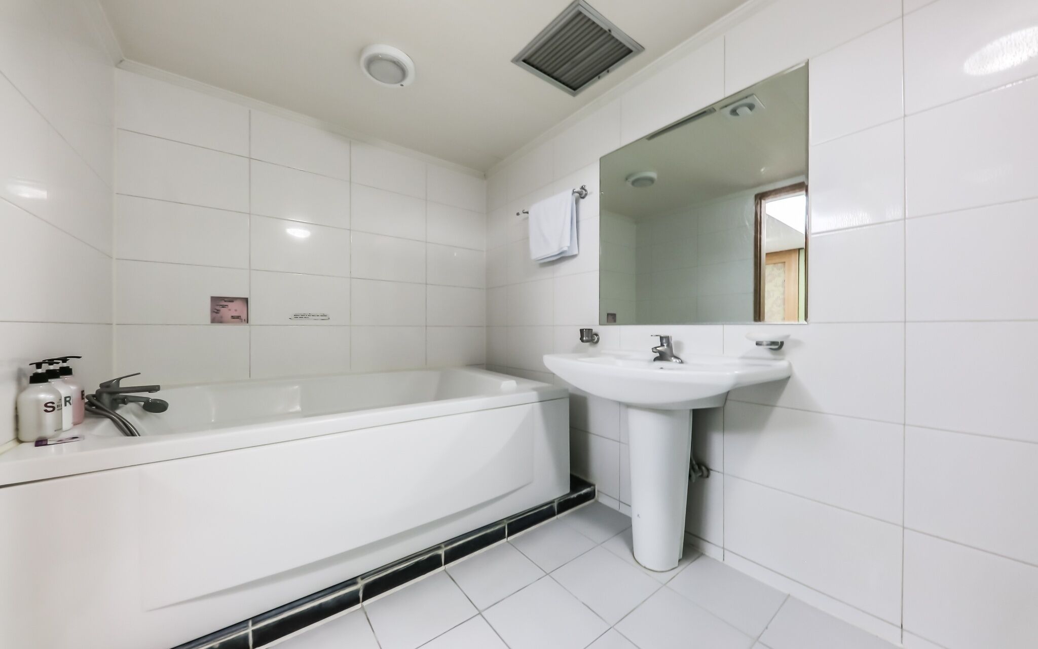 Cheonan Good Morning Hotel