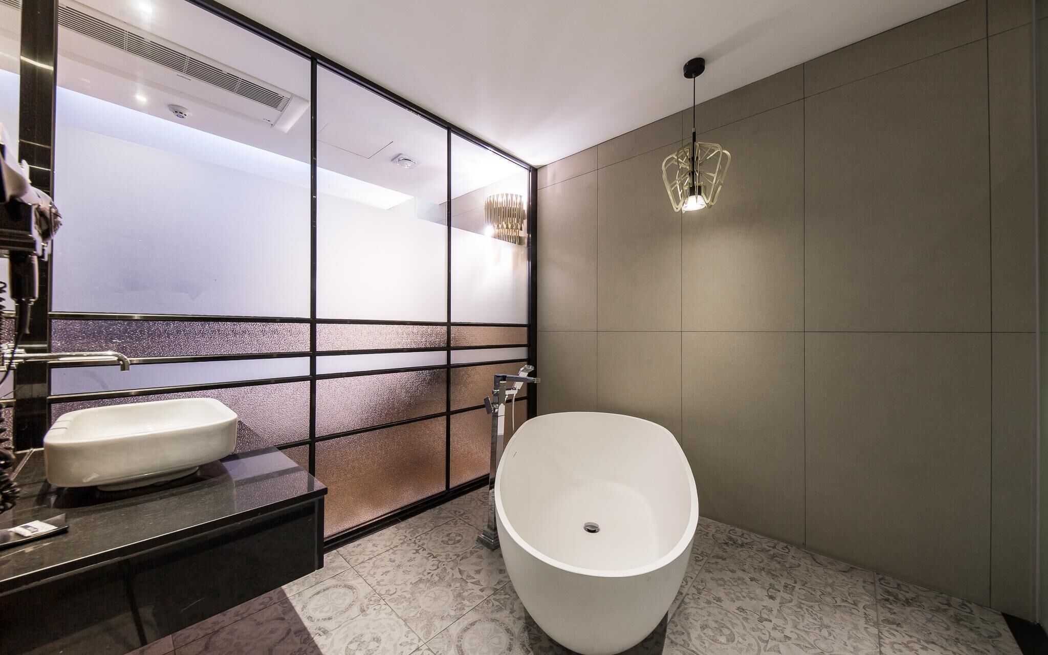 Cheonan La Tree Hotel