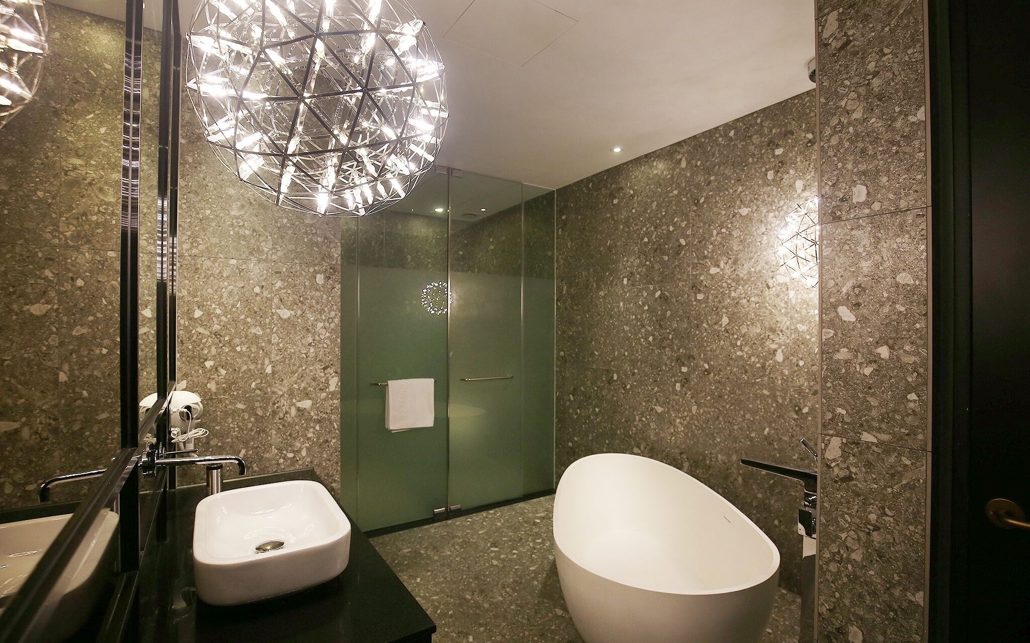 Cheonan La Tree Hotel
