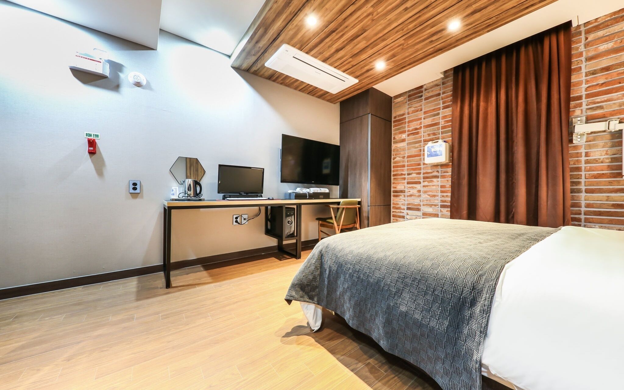 Cheonan MI Hotel