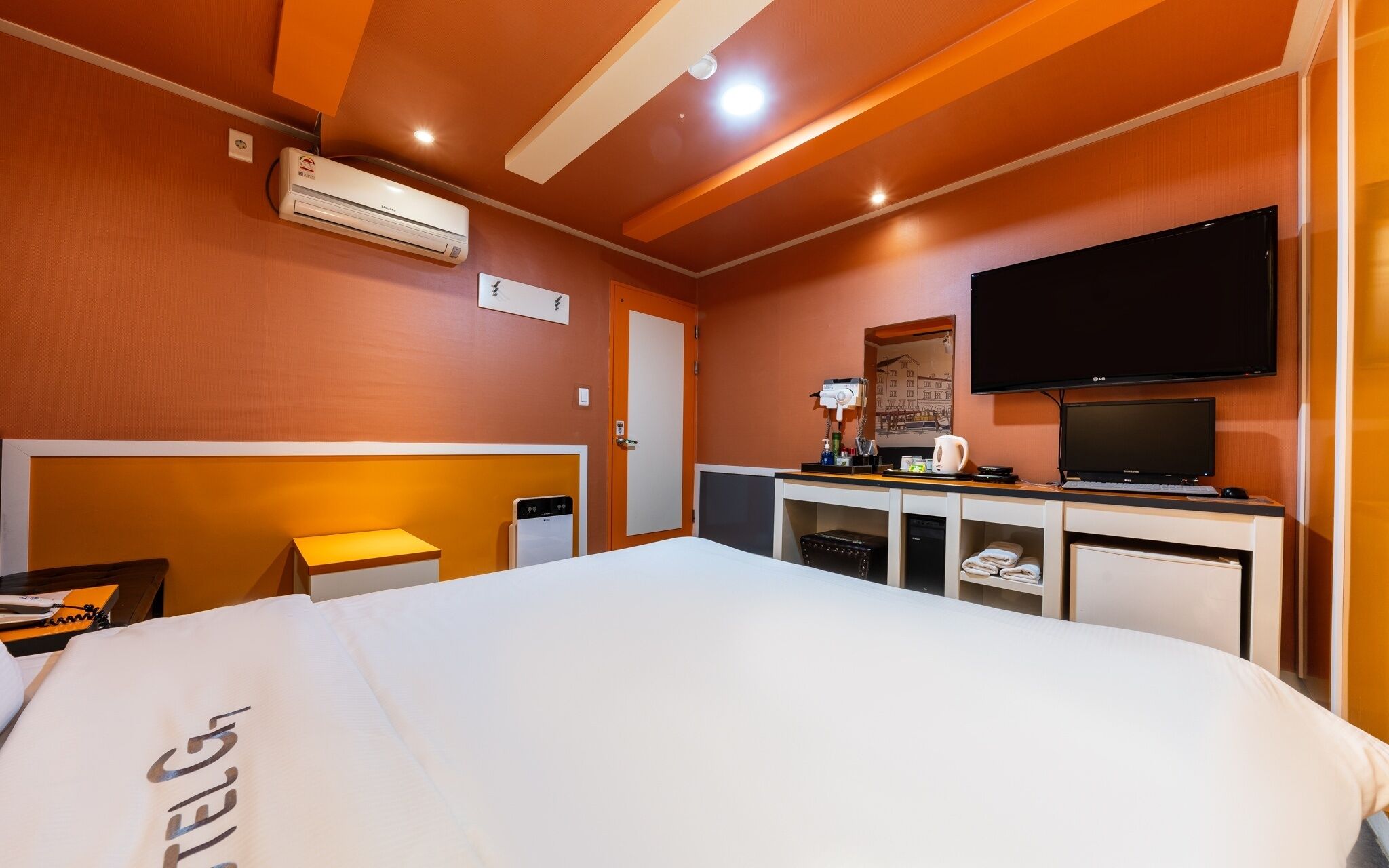 G7 Motel