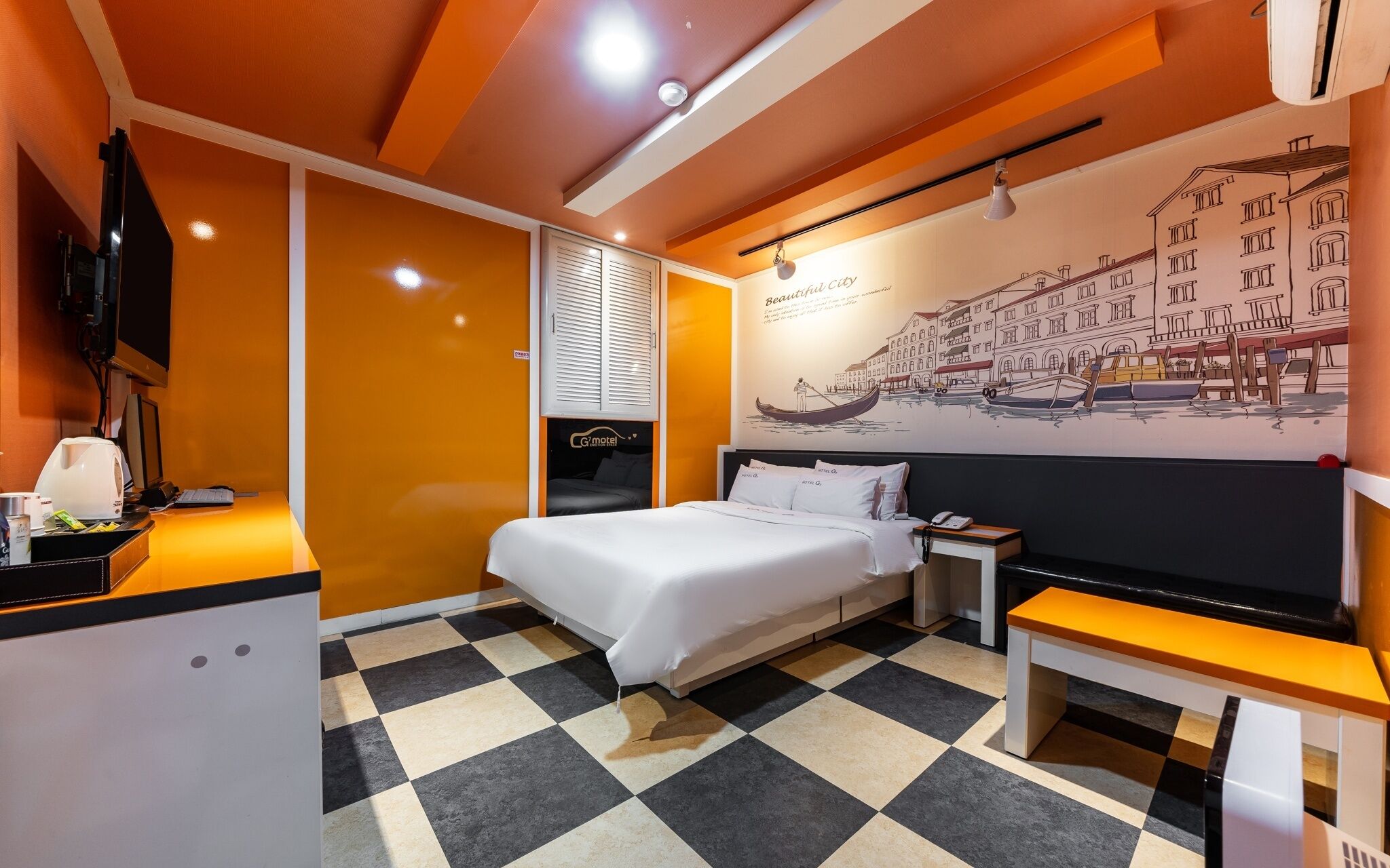 G7 Motel