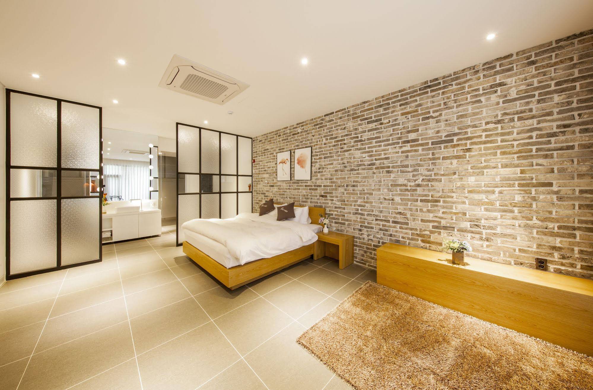 Hotel T Point