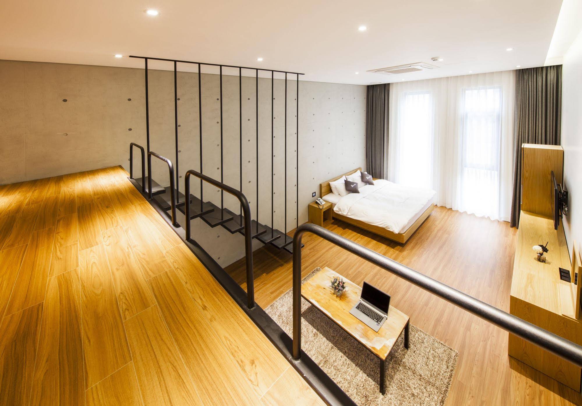 Hotel T Point