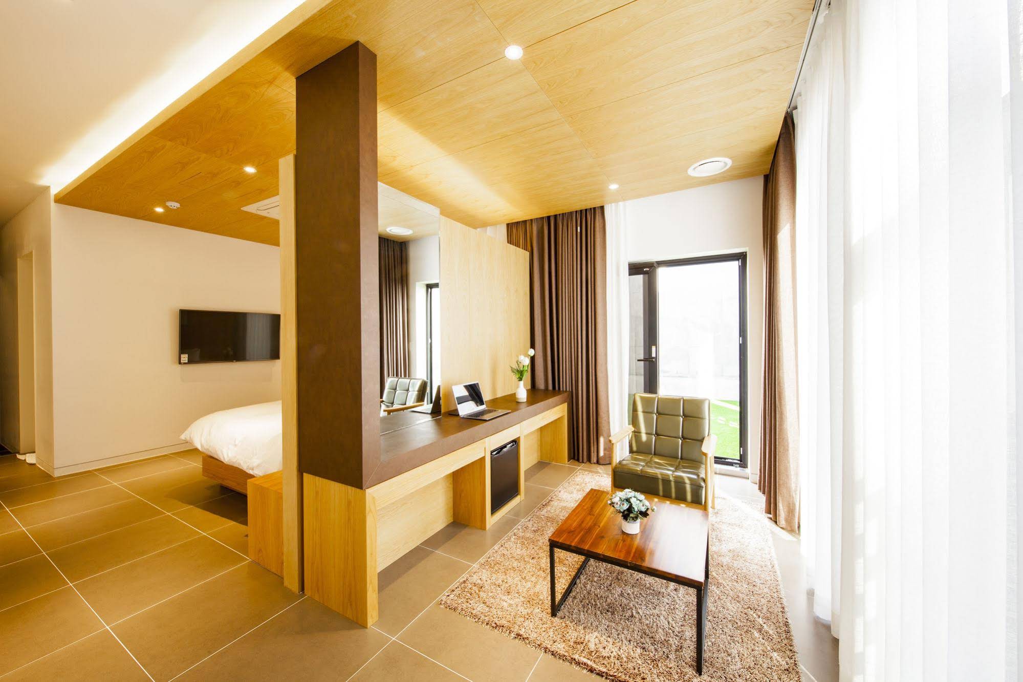 Hotel T Point