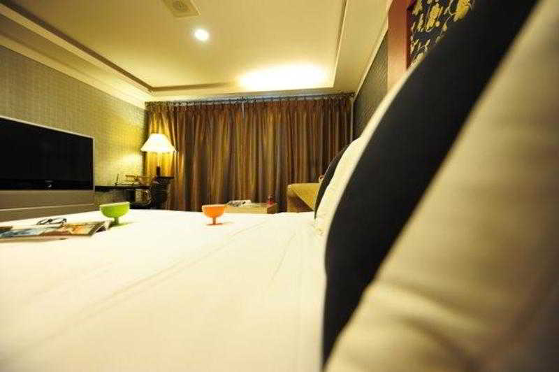 Metro Tourist Hotel